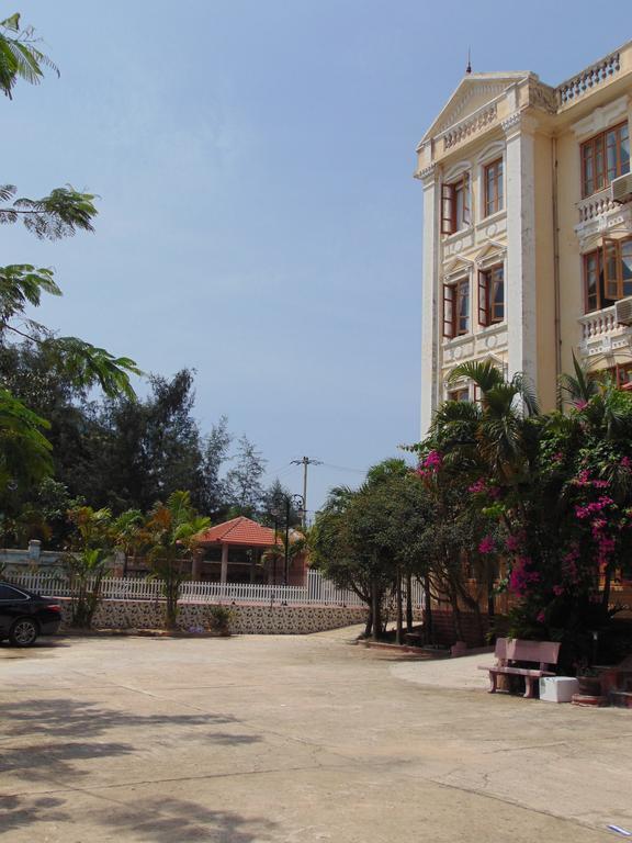 Ban Mai Hotel Dong Hoi Exterior foto